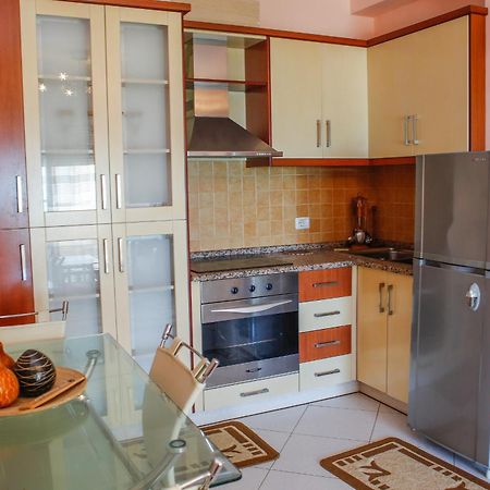 Apartments Qerret Golem  Εξωτερικό φωτογραφία