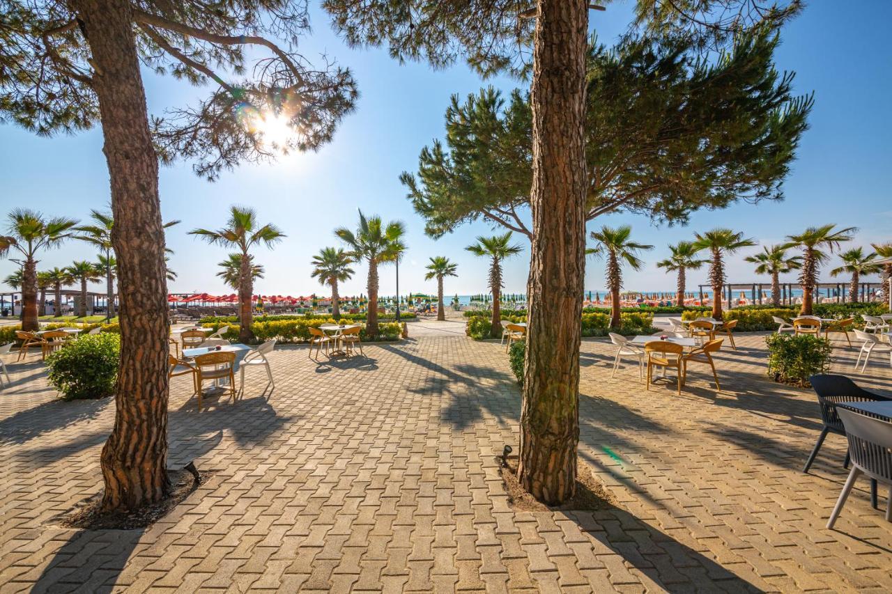 Apartments Qerret Golem  Εξωτερικό φωτογραφία