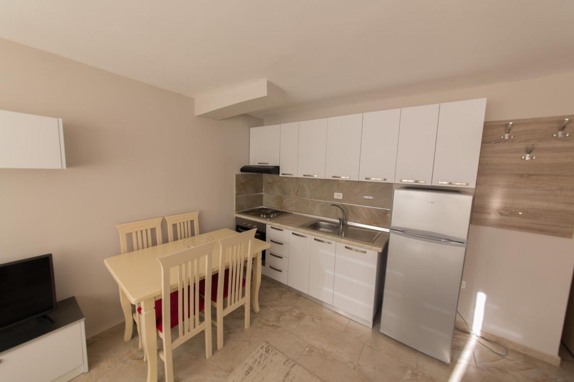 Apartments Qerret Golem  Δωμάτιο φωτογραφία