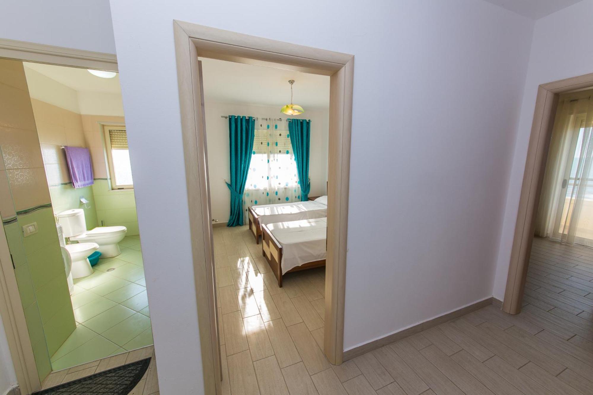 Apartments Qerret Golem  Δωμάτιο φωτογραφία