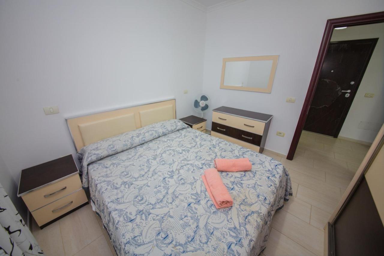 Apartments Qerret Golem  Εξωτερικό φωτογραφία